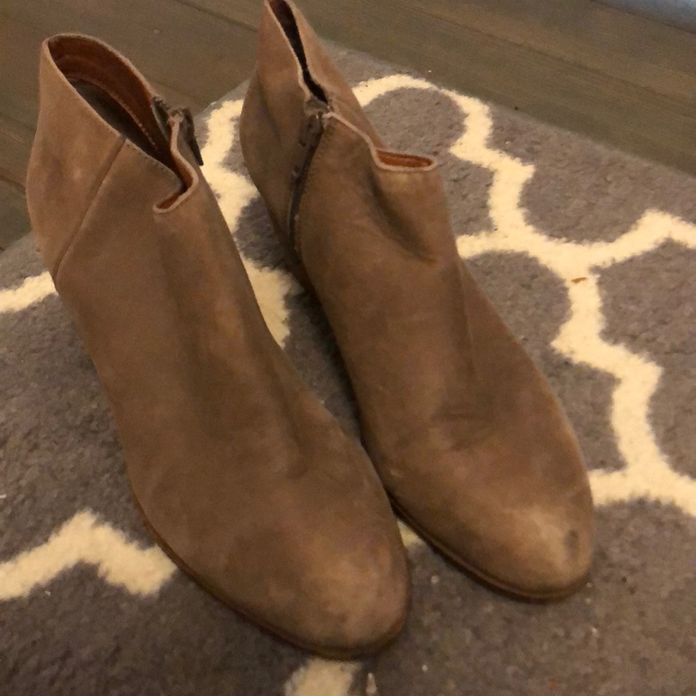 Lucky Brand Shoes (7.5)
